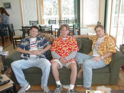 VERY_LOUD_SHIRTS