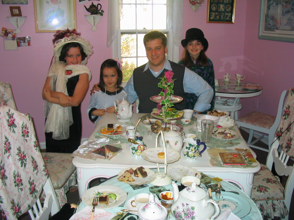 john_with_lovely_nieces_charlotte_gracie_halley